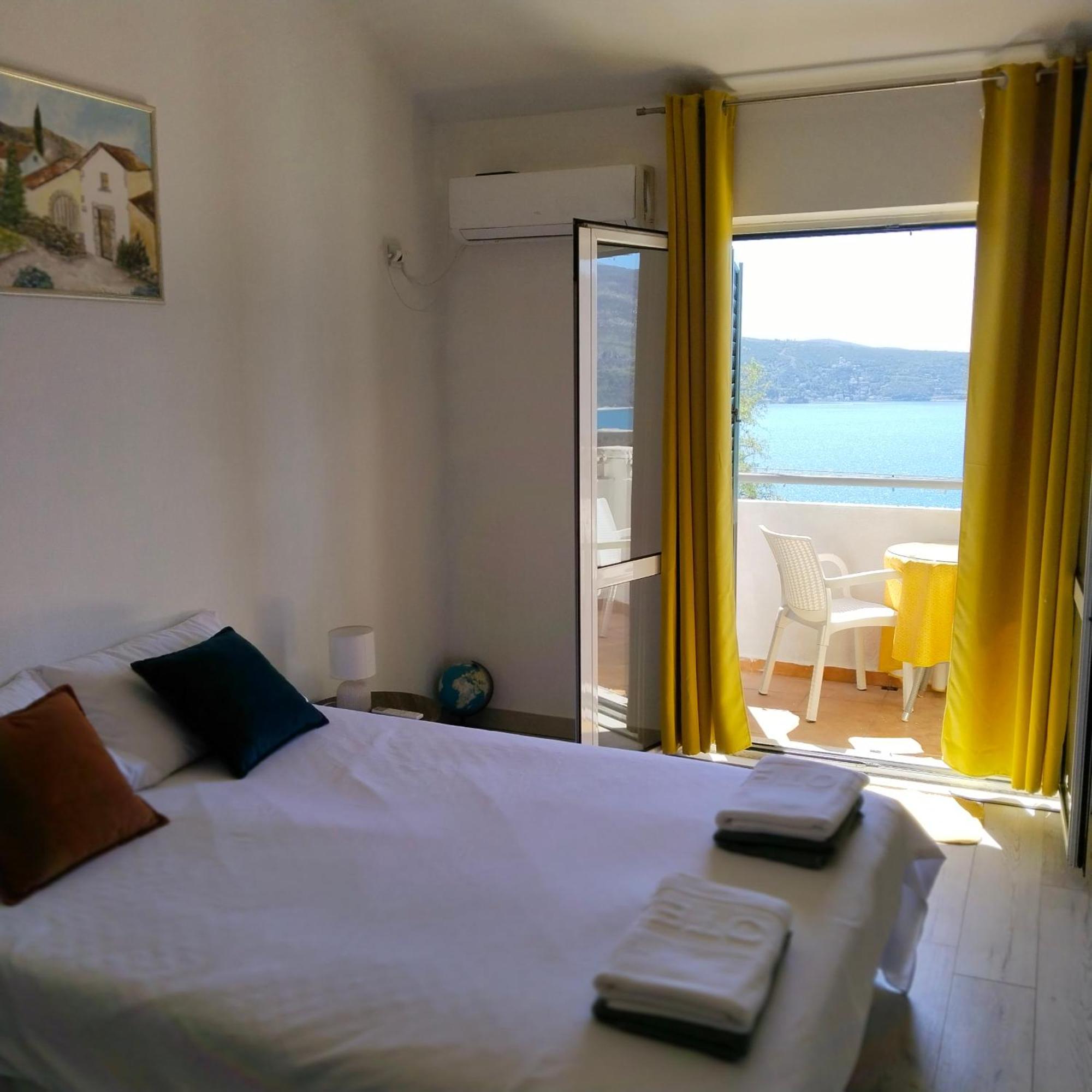 Apartments "Belle Vue" Herceg Novi Exteriör bild