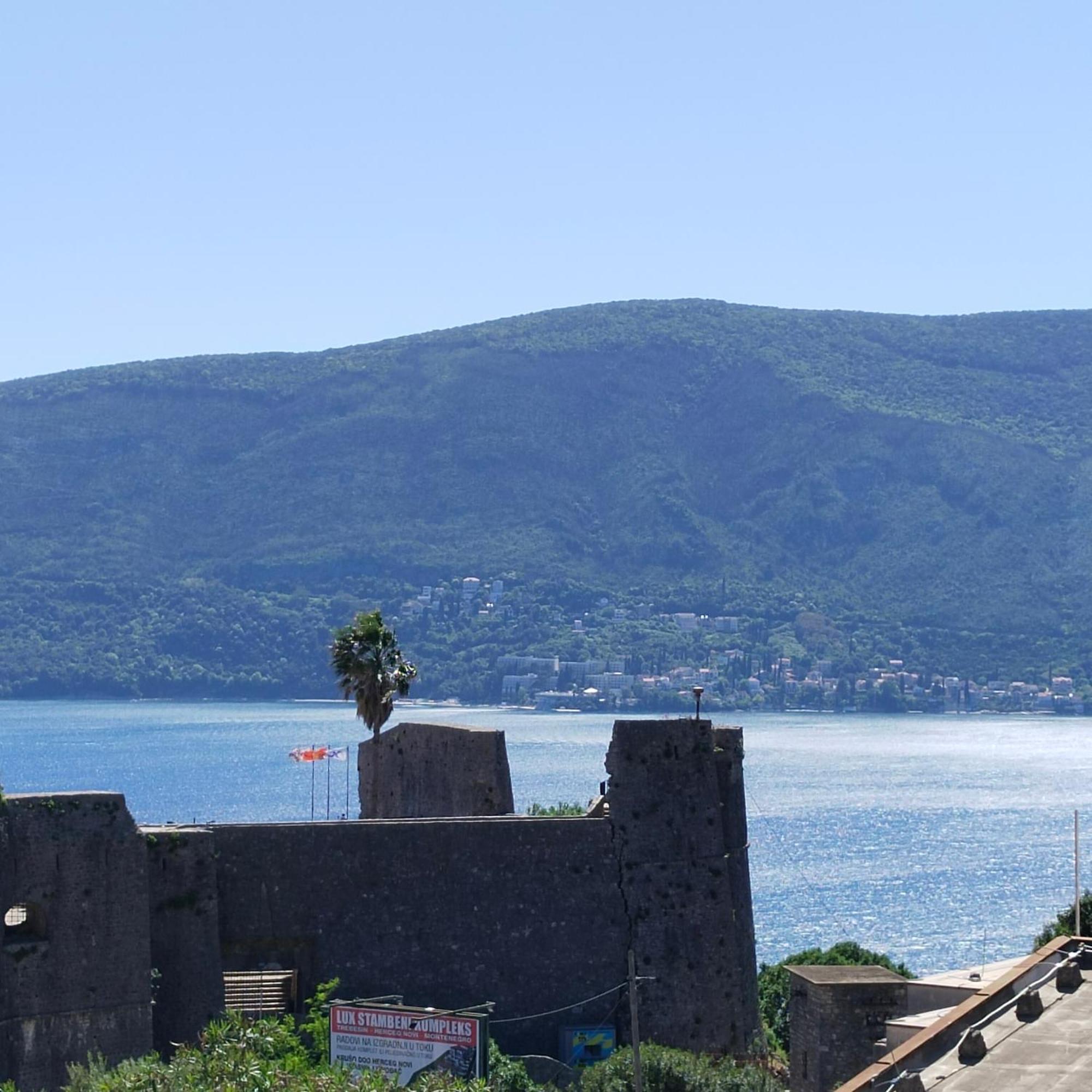 Apartments "Belle Vue" Herceg Novi Exteriör bild