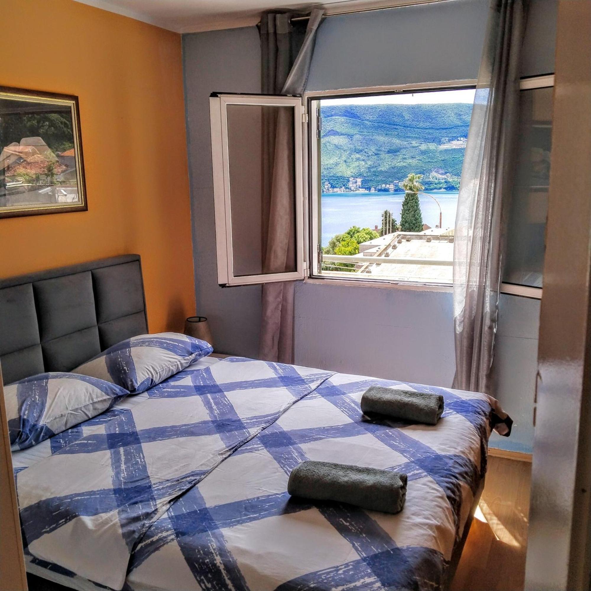 Apartments "Belle Vue" Herceg Novi Exteriör bild